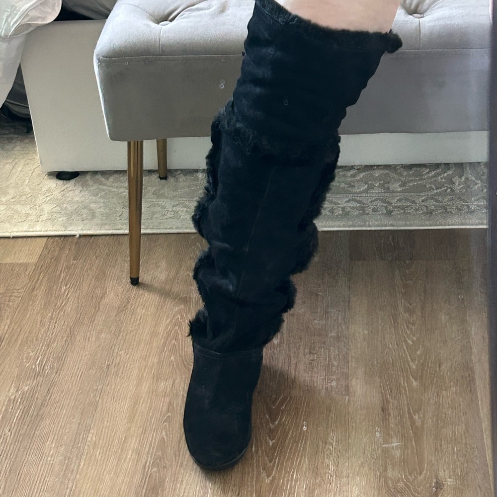 Women's Black Fur Knee-High Boots